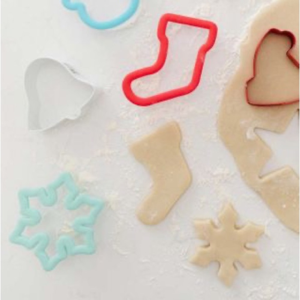 Holiday Home Snowman Stocking Tree Snowflake Gingerbread Man Cookie Cutter Set - Picture 7 of 8